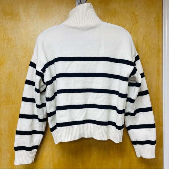 Striped black and cream white cropped quarter zip turtle neck sweater size XL - Picture 2 of 6